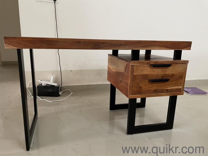 Solid wood study / Office table Bangalore Quikr