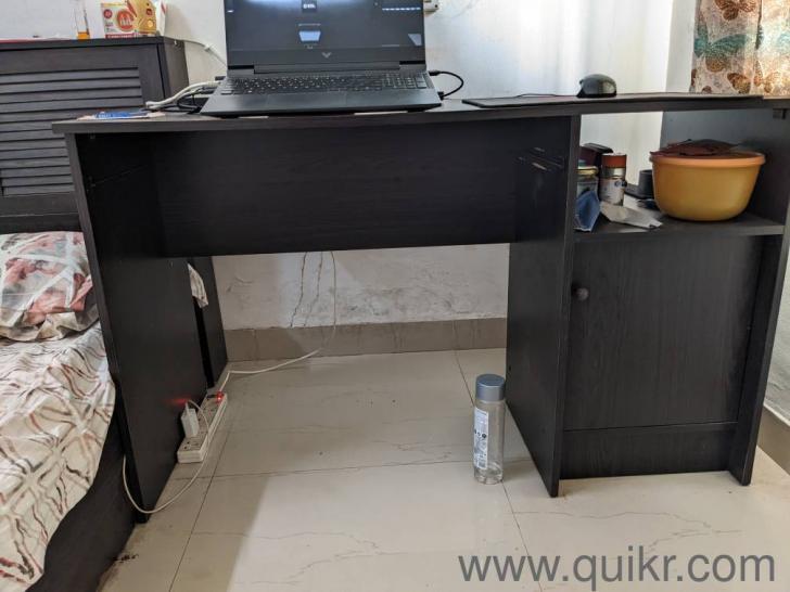 Hayao Dark wood Computer/Study table with Mumbai Quikr