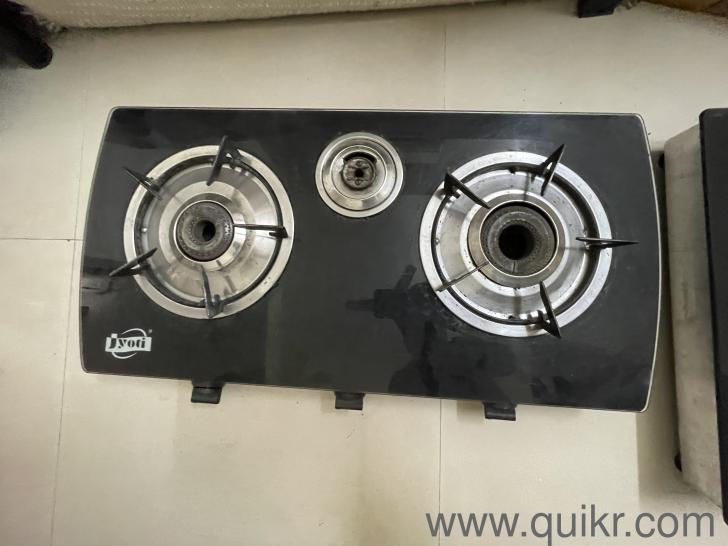 Jyoti Company 4 & 3 burner gas stove in excellent condition for sale