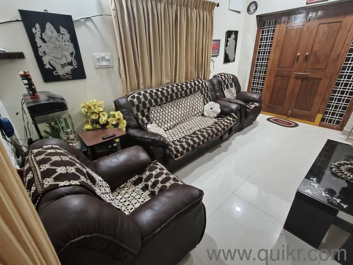 Merune coloured rexin sofa set 3+1+1 Hyderabad Quikr