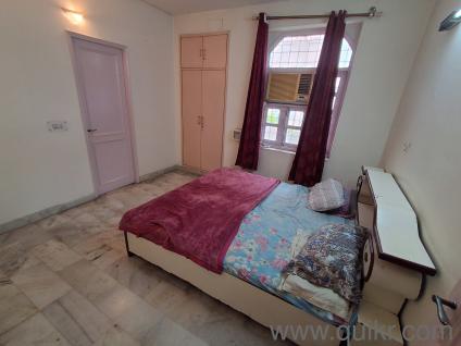 2 BHK rent BuilderFloor in Kalkaji, Delhi