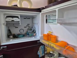 Whirlpool Refrigerator 285L Fast Ice, 4-Star, Good Condition(3)