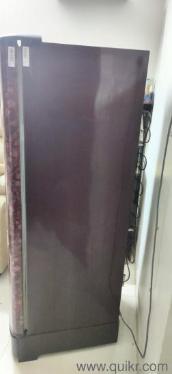 Whirlpool 3 star single door 215ltr fridge in good condition(1)