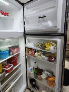 Travelling onsite so selling urgently in excellent condition whirlpool(1)