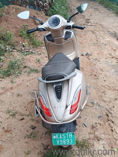 Bajaj Chetak - 2022(2)