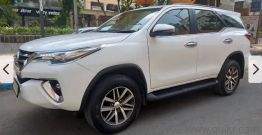 Used Toyota Fortuner 2017 Model Images