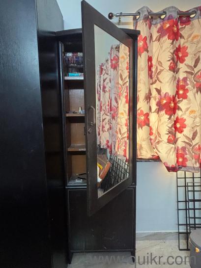 Dressing table with Mirror and ample storage