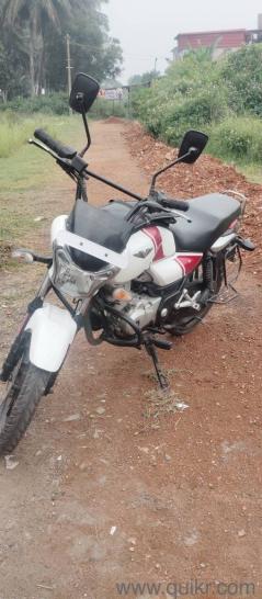 Bajaj Vikrant V15 - 2016(1)