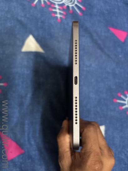 Urgent sell ipad mini 6 / mint condition /no scratch and no dent or boken /wifi only /64gb(2)