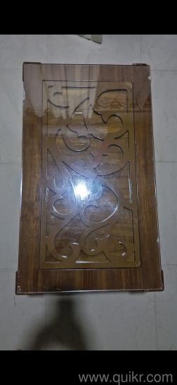 Perfect condition, chocolate brown colour with 2 puffies