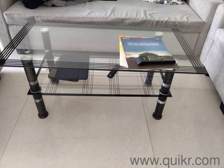 glass centre table(1)