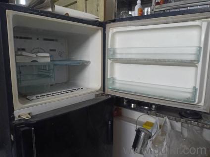 Contact number 7506465777 Sumsung Fridge double door in working condition storage is 256 Liters(1)