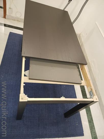 Dining Table Extendable - 6 seater(1)