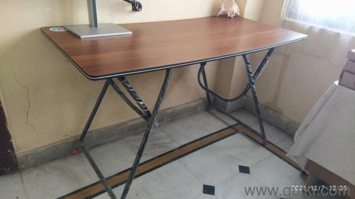 Folding Study / Working Table and Plastic quality Chair(1)