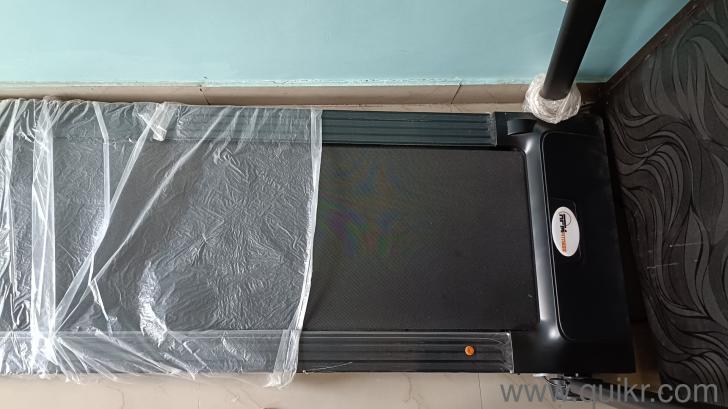 Trademill Not used since purchased due to transfers(1)