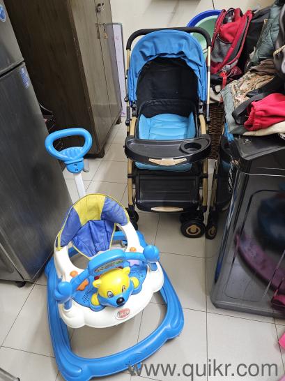 01 Pram and 01 walker for infants(2)