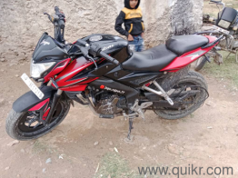Bajaj Pulsar 200 NS - 2014(2)