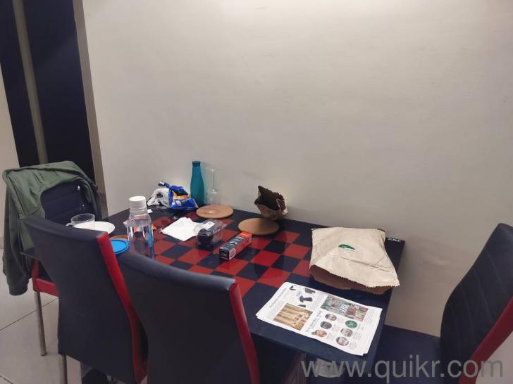 6 seater dining table with chairs(2)