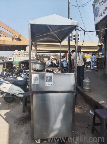 mendu wada stall with gas stove and batla plus grinder(1)