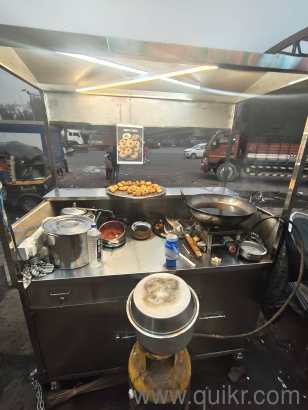 mendu wada stall with gas stove and batla plus grinder(3)