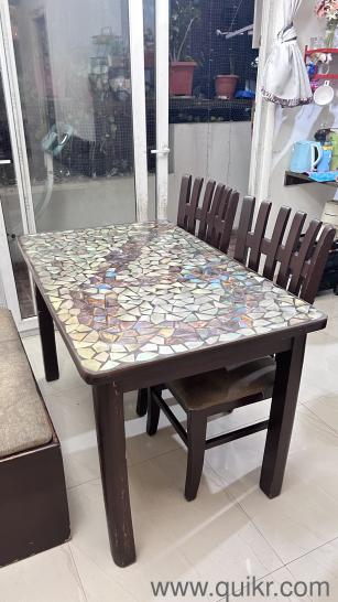 4 seater dining table