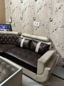 Elegant L-shaped sofa with stylish center table(4)