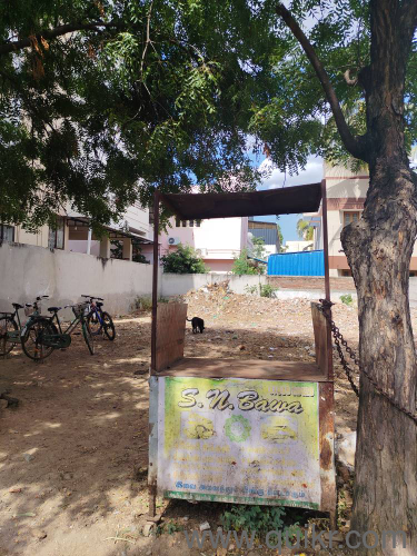 Road side shop vehicle