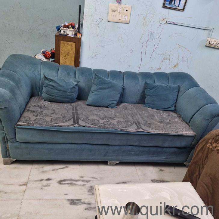 3 seater sofa is available for sale in good condition(1)