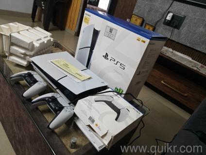 PS5 With one extra controller