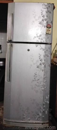 lg Fridge, Double door, Good Condition Colling Properly(1)