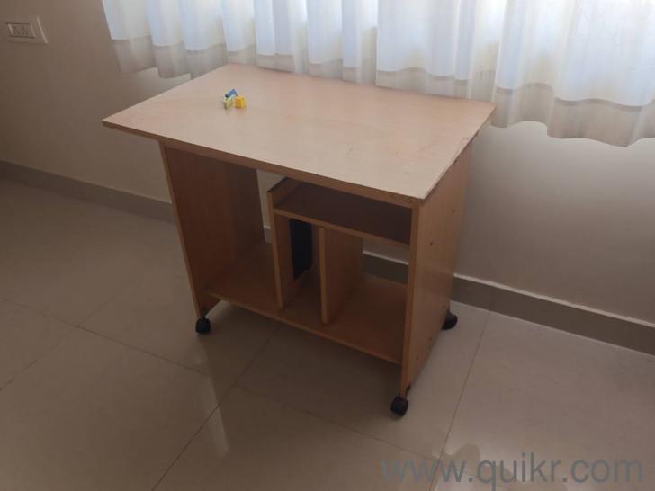 Dining table and and computer table for sale