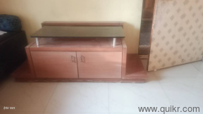 Laminated furniture rare piece ideal for families. Table with multiple use with enough space for storage.(2)