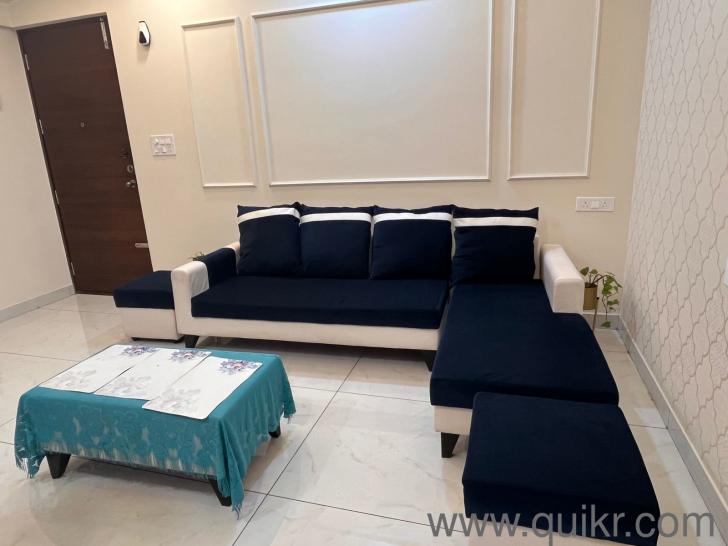 L Shaped Branded Sofa Set with Centre Table and 2 pouffes from Pepperfry up for Sale Immediately(1)