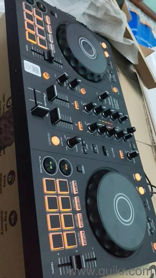 Pioneer DDJ-FLX4 DJ Controller Brand New Condition(2)