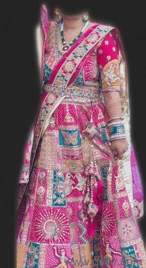 it's new choli with beautiful print