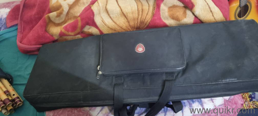 Roland E09 arranger keyboard(2)