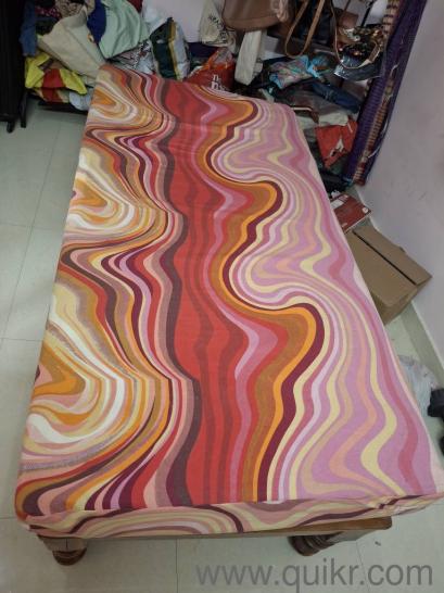 single cot with Mattress in good condition(3)