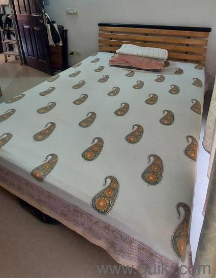 7-8 year old Wrought Iron Bed with no box storage and with Kurl on mattress and mattress cover