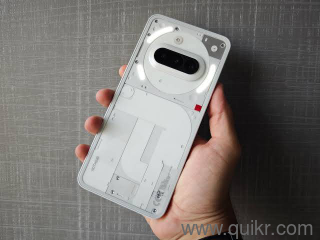 NOTHING 3A 8/256 under warranty 8 months used