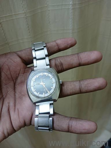 good condition recently serviced manual winding