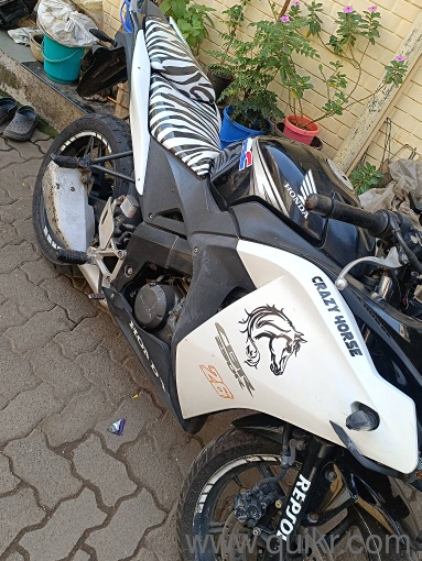 Honda CBR 150R - 2013