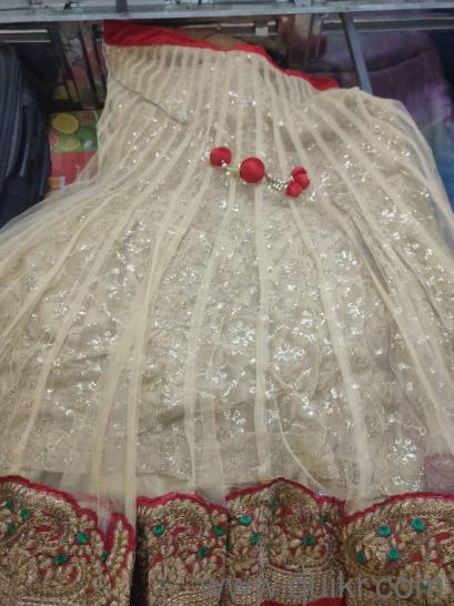 the golden red lehnga(3)