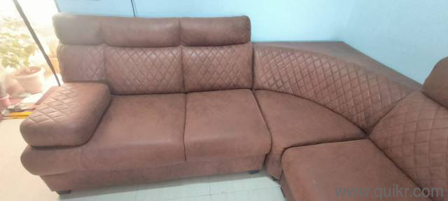 move out Sale of (2+2+1+corner sofa) with stylish movable are rest