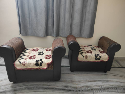 3+2+1+1 Brown Sofa set in Good Condition(1)