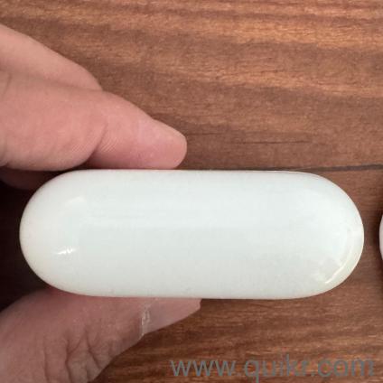 Selling Apple AirPods Pro 2 (excellent condition)(1)