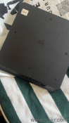 ps 4 slim 500tb with original adapter and hdmi port(2)