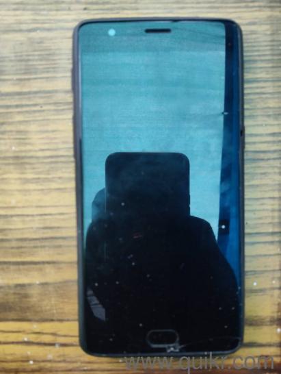 One Plus Rear Screen One Plus 3T in Good Condition (might need screen replacement since ...