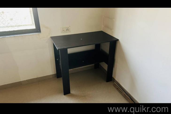 Study Table /Computer Table(1)