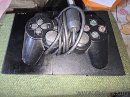 playstation 2 console + 1 wired dualshock controller(4)