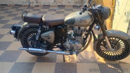 Used Royal Enfield Classic Gunmetal Grey 2019 Model Images